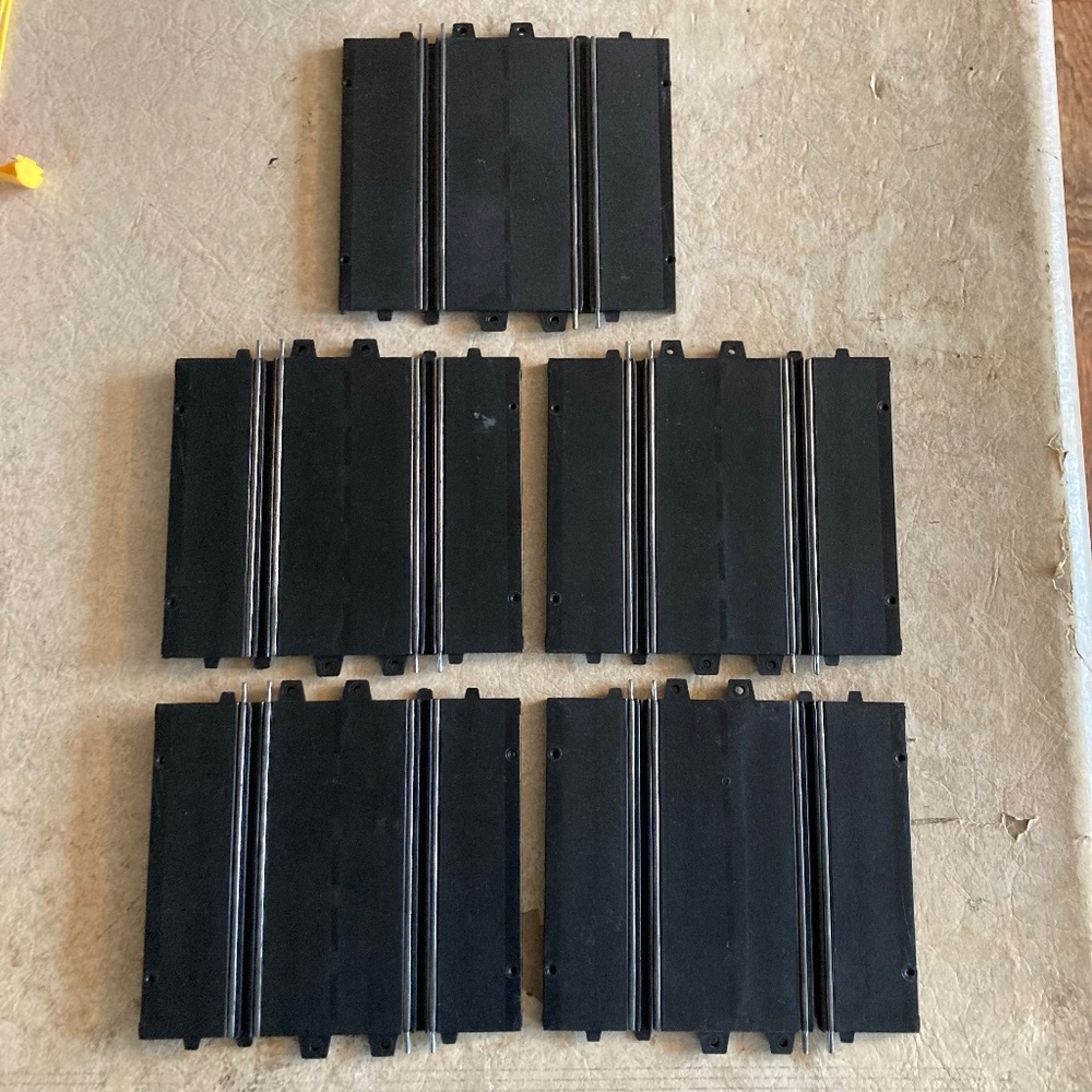 Vintage Eldon Five 6” Straight slot Car Track